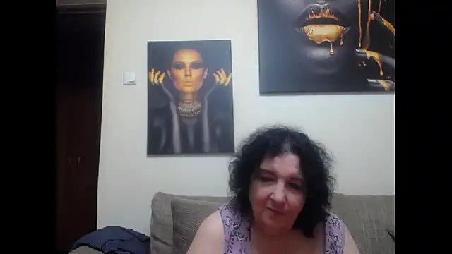 maturekorine online show from 13, 4, 2026