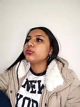 Snapshot of Alix_sweet22 chatting on 13, 12, 2024 Alix sweet22 online show from 13, 12, 2024