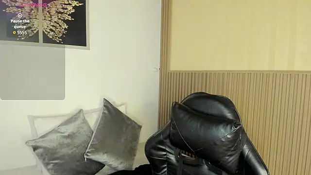 summer night  online show from 12, 2, 2026