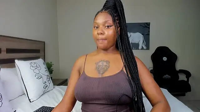 Renee-18 online show from 4, 3, 2025