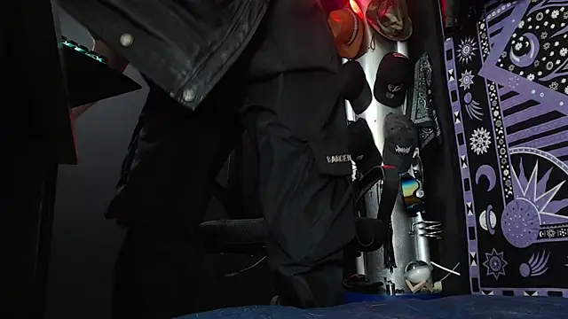 Dicaprioo  online show from 18, 3, 2025