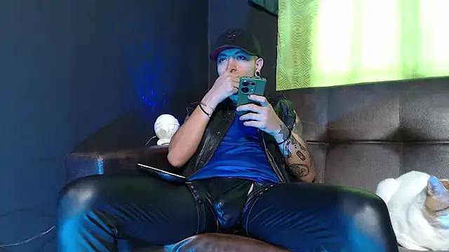 Snapshot of Dicaprioo_ chatting on 5, 5, 2026 Dicaprioo online show from 5, 5, 2026