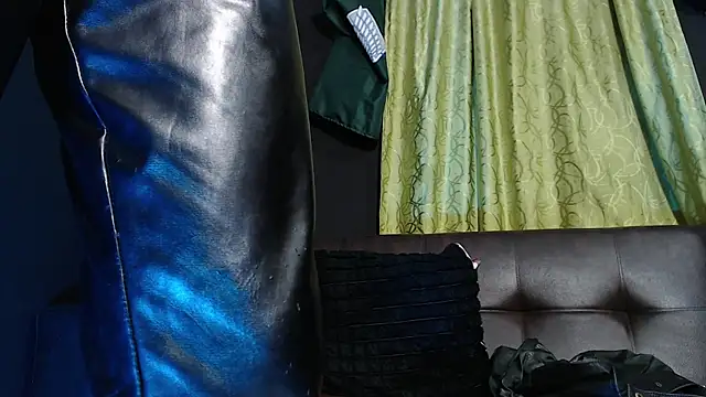 Snapshot of Dicaprioo_ chatting on 3, 6, 2026 Dicaprioo online show from 3, 6, 2026