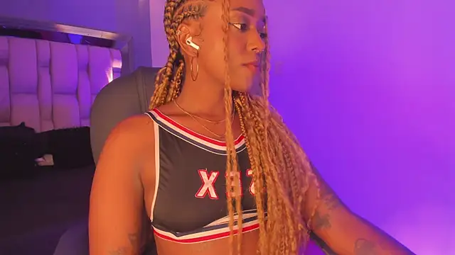 EmilyHaan online show from 26, 1, 2025