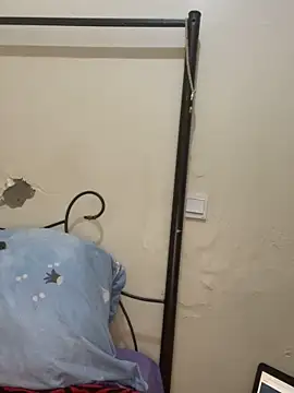 sweet18creamybigpussy online show from 18, 2, 2026