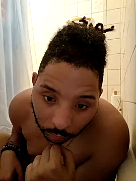 Snapshot of Dj-yefri-pauta chatting on 13, 10, 2025 Dj-yefri-pauta online show from 13, 10, 2025