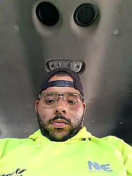 Snapshot of Dj-yefri-pauta chatting on 4, 5, 2026 Dj-yefri-pauta online show from 4, 5, 2026