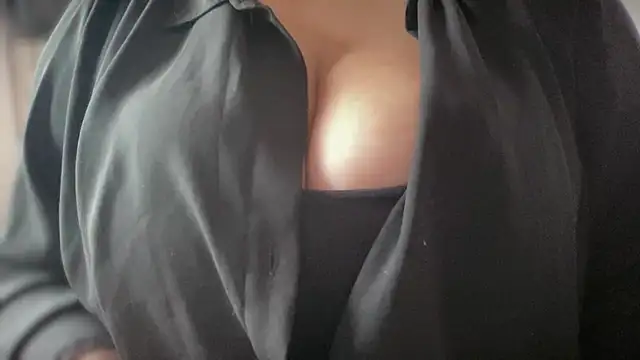 Snapshot of Linda_Vibes chatting on 15, 5, 2026 Linda Vibes online show from 15, 5, 2026