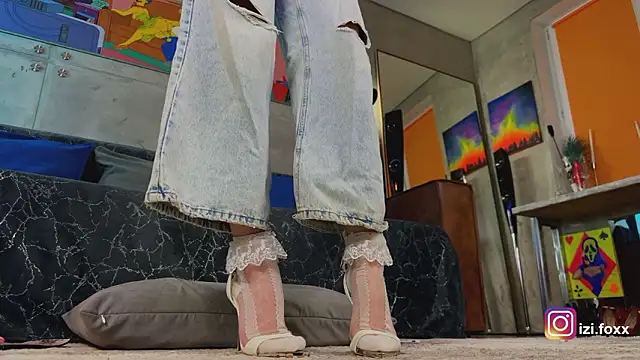 Snapshot of izi-fox chatting on 8, 2, 2026 izi-fox online show from 8, 2, 2026