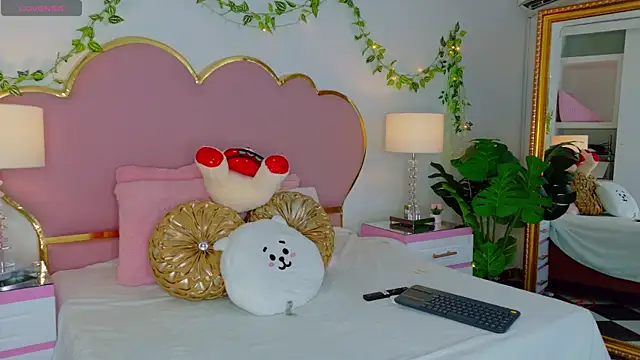 EmmaCrush online show from 12, 11, 2025