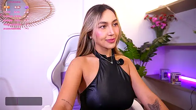 ashley2004 x online show from 30, 10, 2025