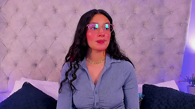 Snapshot of dafne_bss chatting on 24, 7, 2026 dafne bss online show from 24, 7, 2026