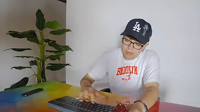 alex noa online show from 20, 11, 2025