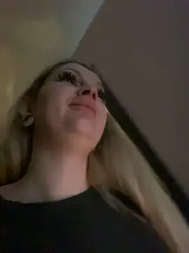 Snapshot of Teya_moon_ chatting on 7, 12, 2024 Teya moon  online show from 7, 12, 2024