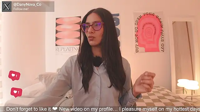 Snapshot of DanyNova_Co chatting on 22, 4, 2026 DanyNova Co online show from 22, 4, 2026