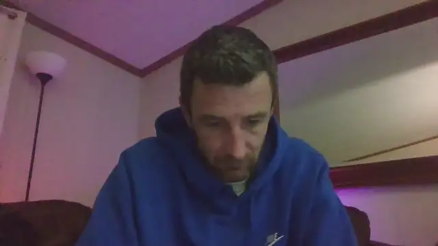 Snapshot of HungStud4You chatting on 14, 12, 2024 HungStud4You online show from 14, 12, 2024