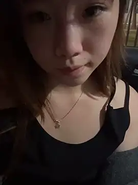 Snapshot of linko12334 chatting on 5, 1, 2025 linko12334 online show from 5, 1, 2025