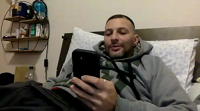 Snapshot of goroasroma90 chatting on 1, 3, 2025 goroasroma90 online show from 1, 3, 2025