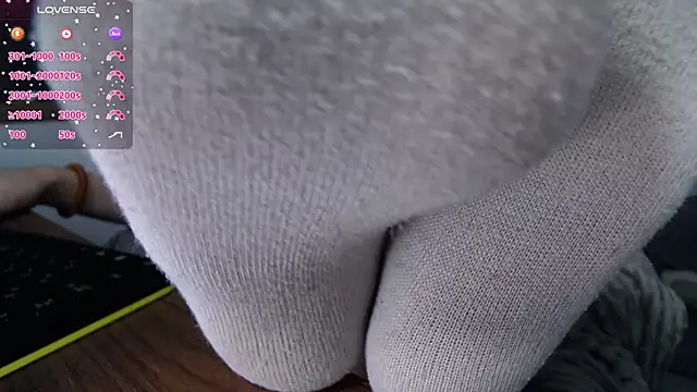 Snapshot of MakiimaStar chatting on 10, 10, 2025 MakiimaStar online show from 10, 10, 2025