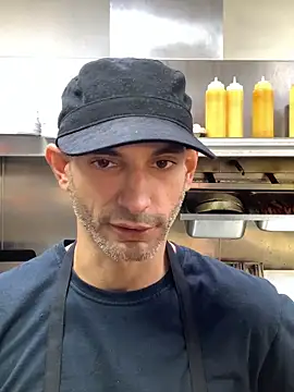 hailzeffn online show from 15, 9, 2025