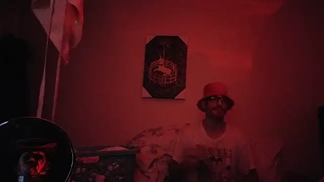 Snapshot of hailzeffn chatting on 3, 2, 2026 hailzeffn online show from 3, 2, 2026