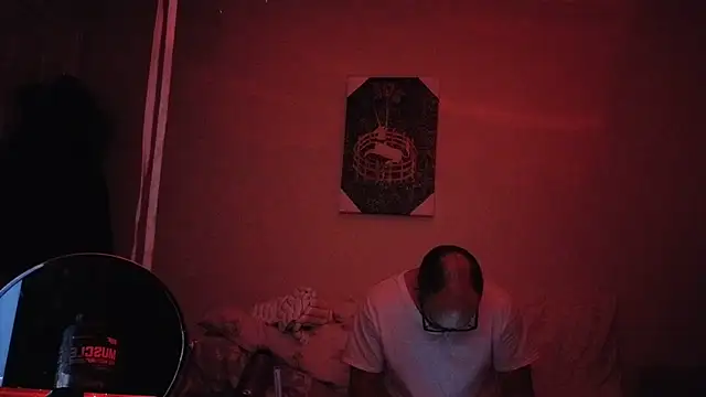 Snapshot of hailzeffn chatting on 4, 2, 2026 hailzeffn online show from 4, 2, 2026