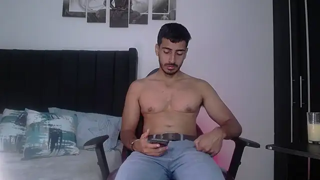 Snapshot of muscle_ares chatting on 11, 3, 2025 muscle ares online show from 11, 3, 2025