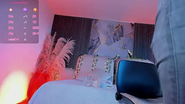 Agathaargent  online show from 16, 1, 2026