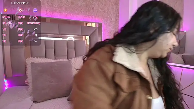 Snapshot of Miaa_Smiith1 chatting on 8, 1, 2025 Miaa Smiith1 online show from 8, 1, 2025