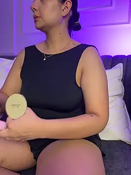 GabriellaFerrer online show from 4, 4, 2026