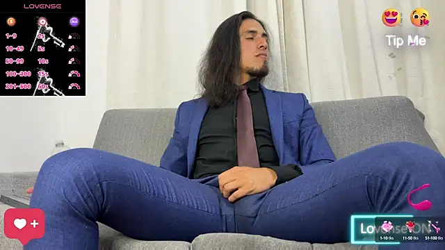 Tom blunt96 online show from 5, 11, 2025