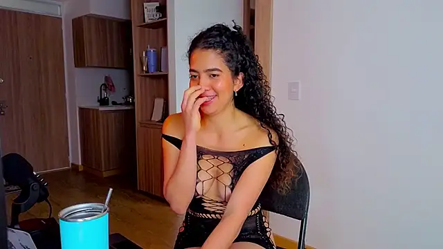 Snapshot of arteverena chatting on 13, 4, 2026 arteverena online show from 13, 4, 2026