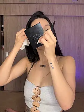 Ambar R0SSE online show from 10, 10, 2025