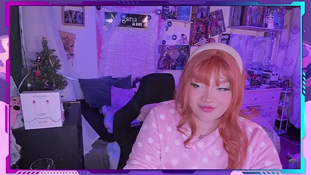 Snapshot of MegariaB chatting on 25, 12, 2024 MegariaB online show from 25, 12, 2024