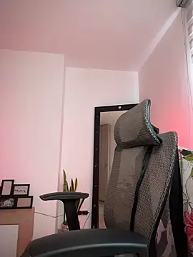 evangeline ch online show from 14, 11, 2025