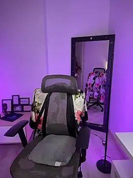 evangeline ch online show from 28, 11, 2025