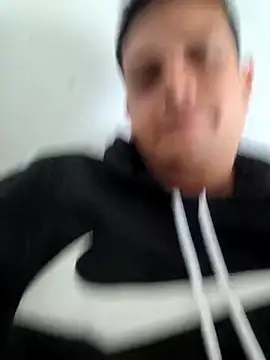 Snapshot of Ernesto696967 chatting on 1, 11, 2025 Ernesto696967 online show from 1, 11, 2025