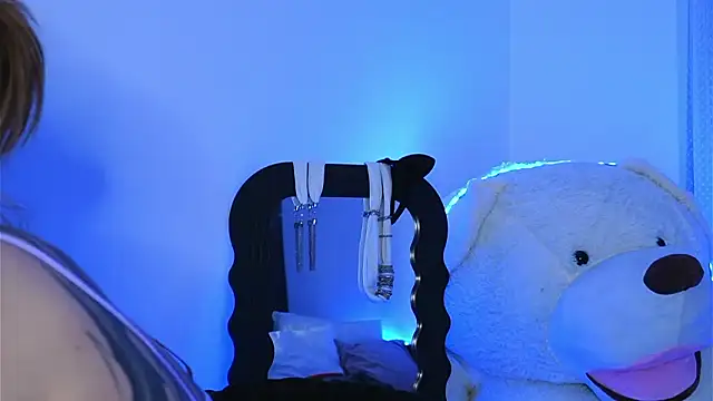 ivyleague  online show from 14, 3, 2026