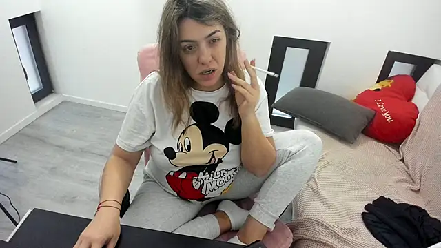 Dyana Kaylinn online show from 30, 3, 2026