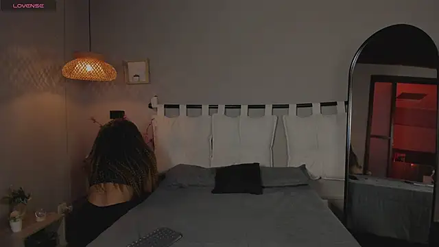 Snapshot of nayah__ chatting on 7, 3, 2025 nayah online show from 7, 3, 2025