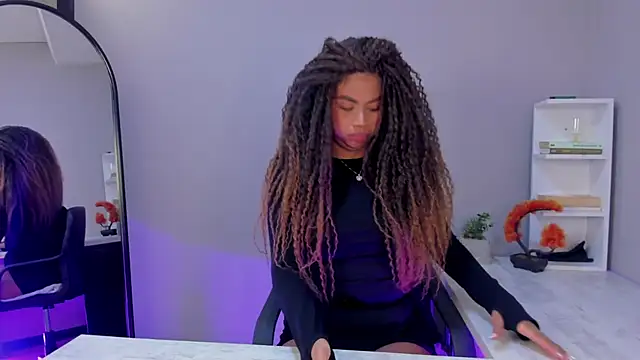 Snapshot of nayah__ chatting on 10, 9, 2025 nayah online show from 10, 9, 2025