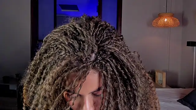 Snapshot of nayah__ chatting on 16, 9, 2025 nayah online show from 16, 9, 2025