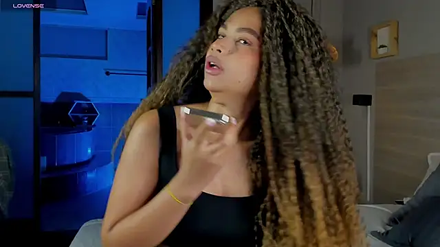 Snapshot of nayah__ chatting on 7, 10, 2025 nayah online show from 7, 10, 2025