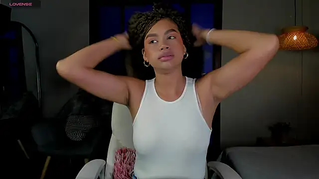 Snapshot of nayah__ chatting on 30, 10, 2025 nayah online show from 30, 10, 2025