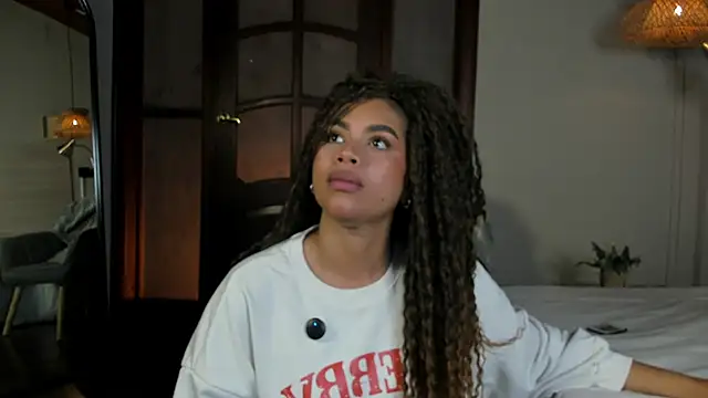 Snapshot of nayah__ chatting on 18, 2, 2026 nayah online show from 18, 2, 2026