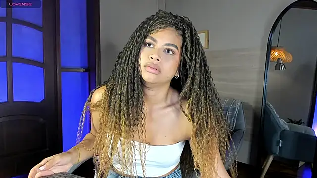 Snapshot of nayah__ chatting on 18, 3, 2026 nayah online show from 18, 3, 2026