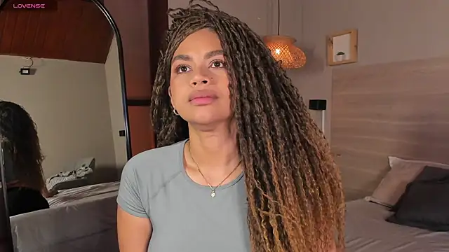 Snapshot of nayah__ chatting on 16, 4, 2026 nayah online show from 16, 4, 2026