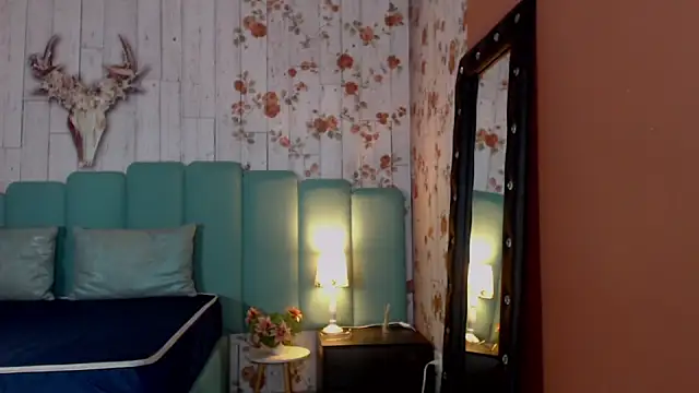 Snapshot of Alison_Simmons chatting on 8, 12, 2024 Alison Simmons online show from 8, 12, 2024