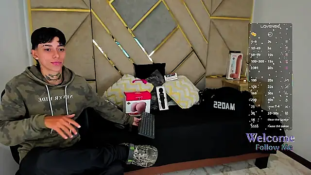 AmberAdams  online show from 14, 11, 2025