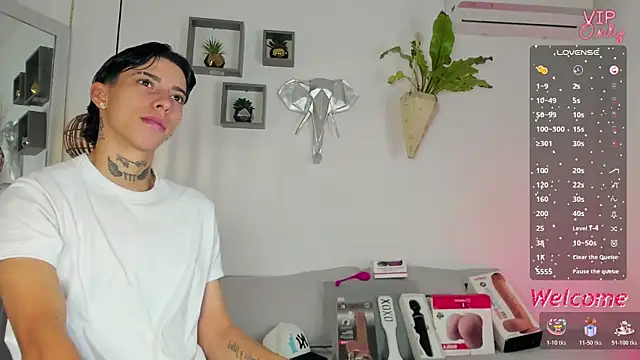 AmberAdams  online show from 20, 12, 2025